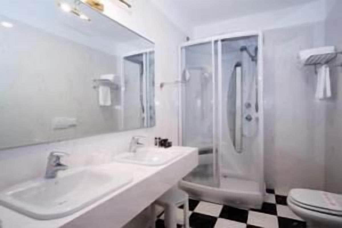 Hotel Marconi Bentivoglio Extérieur photo